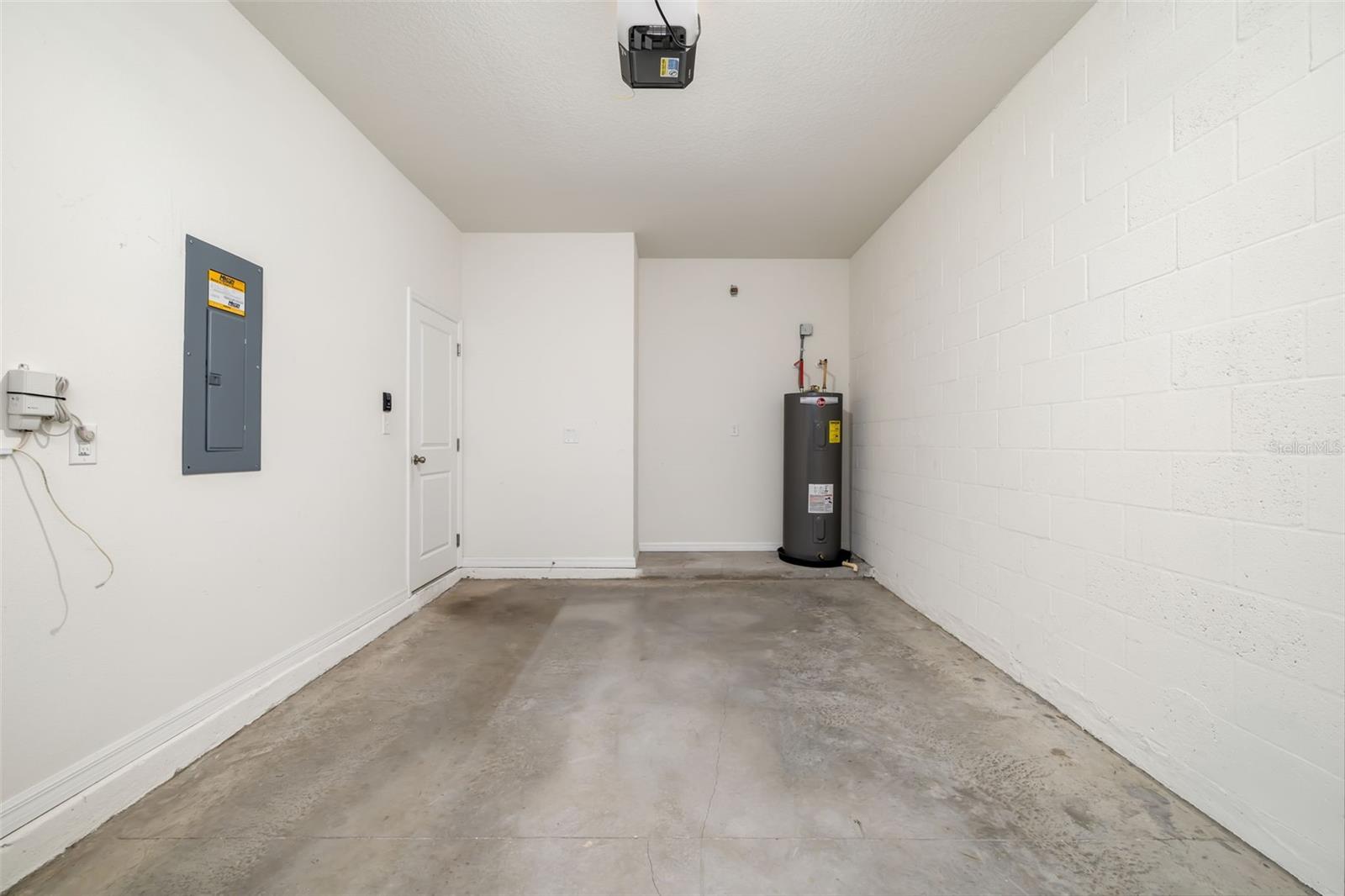 Image 33 of 54 For 2651 Midnight Pearl Drive