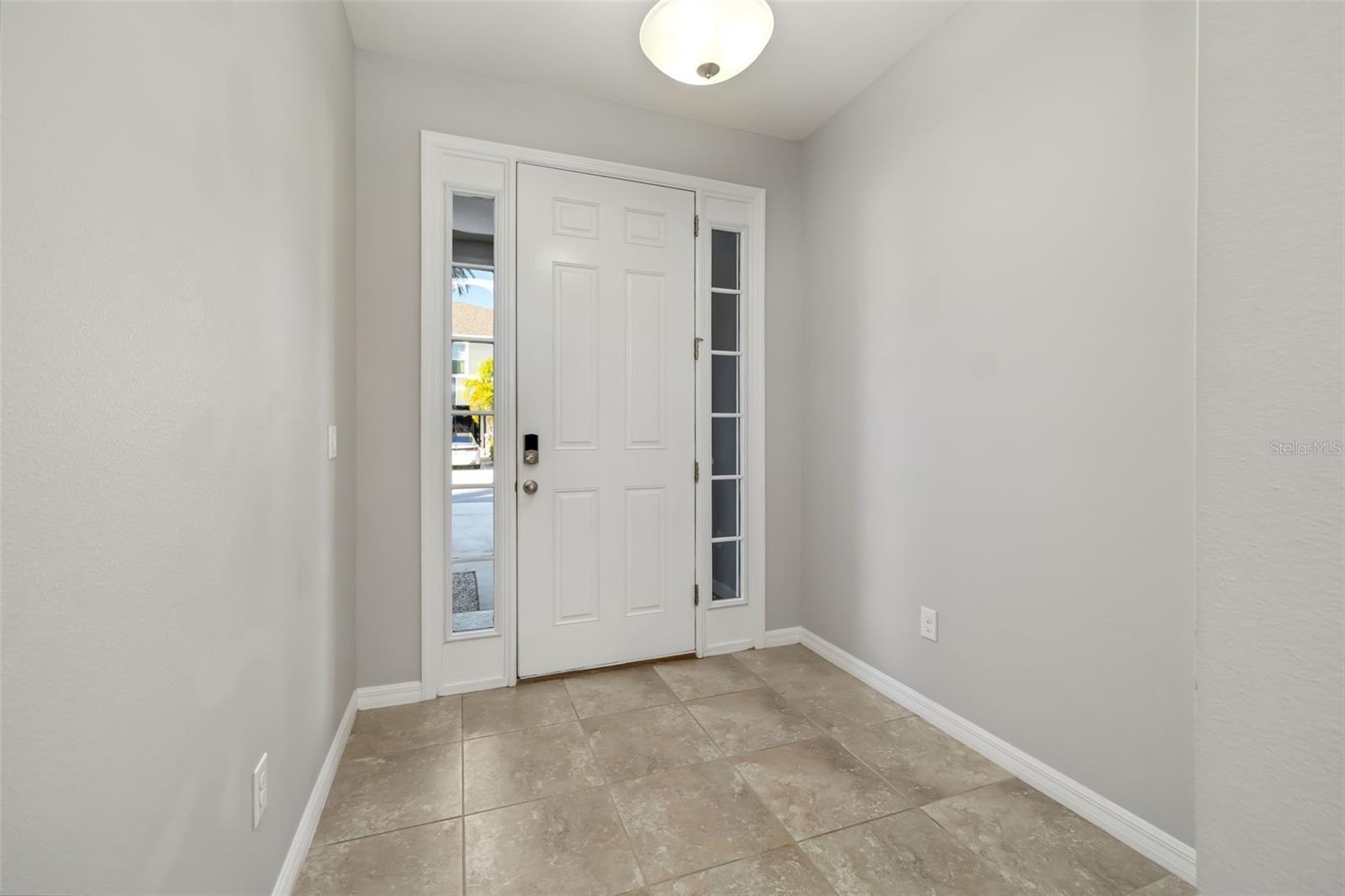 Image 4 of 54 For 2651 Midnight Pearl Drive