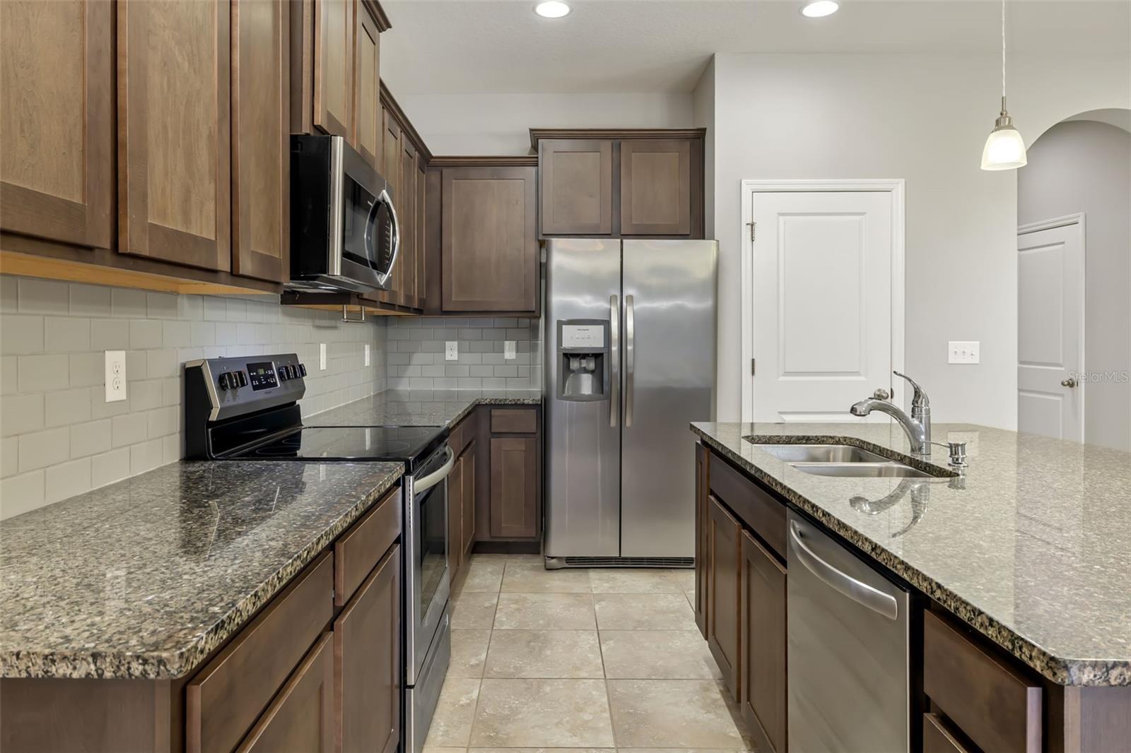 Image 9 of 54 For 2651 Midnight Pearl Drive