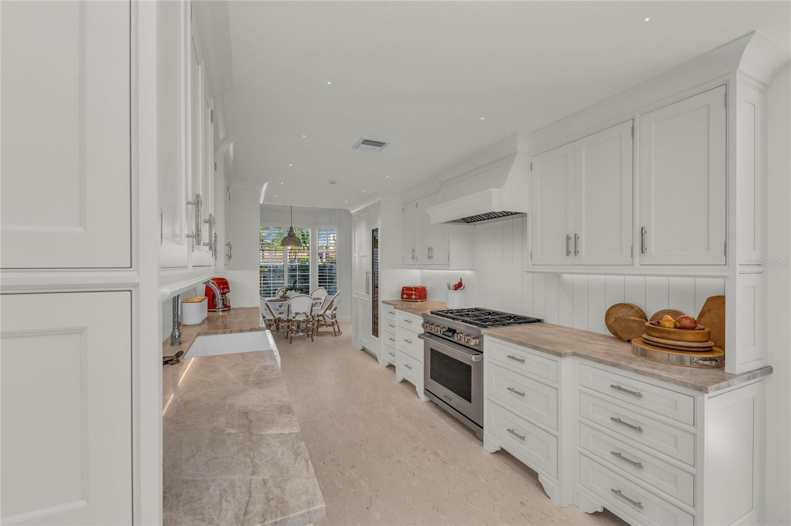 Image 16 of 79 For 548 Halyard Lane