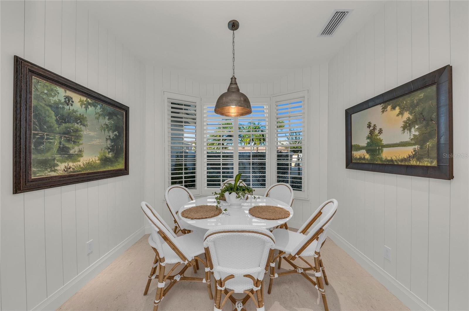 Image 21 of 79 For 548 Halyard Lane