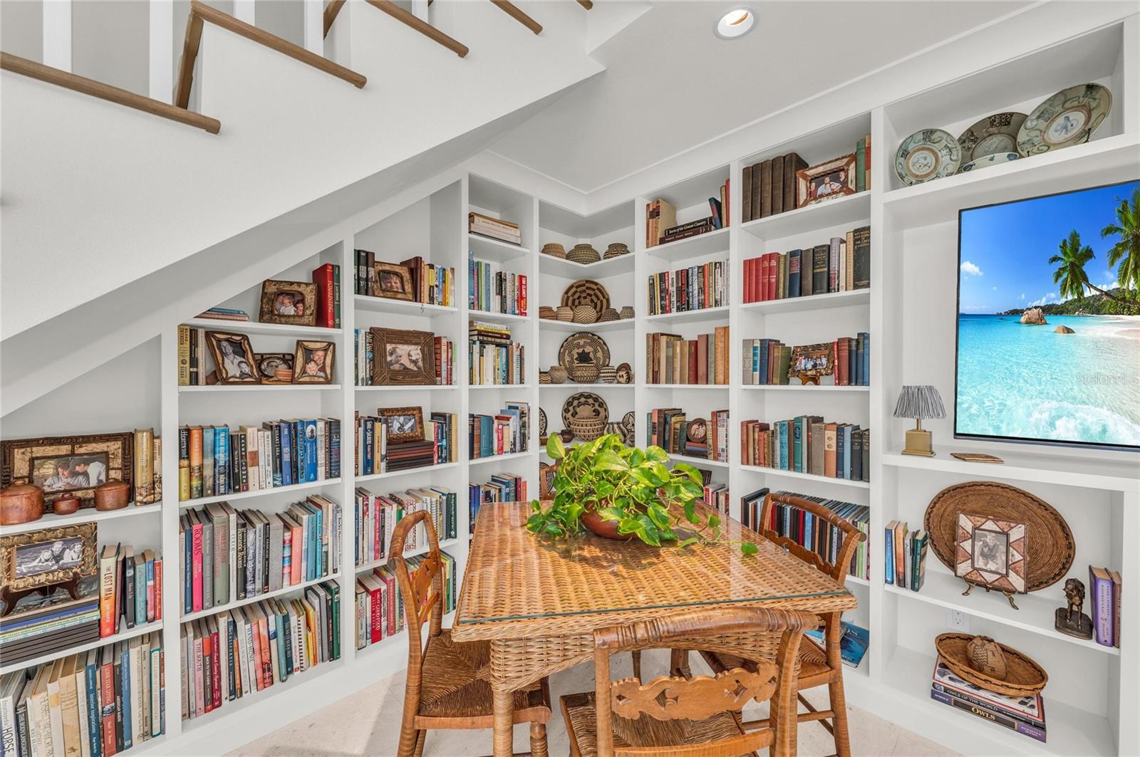 Image 29 of 79 For 548 Halyard Lane