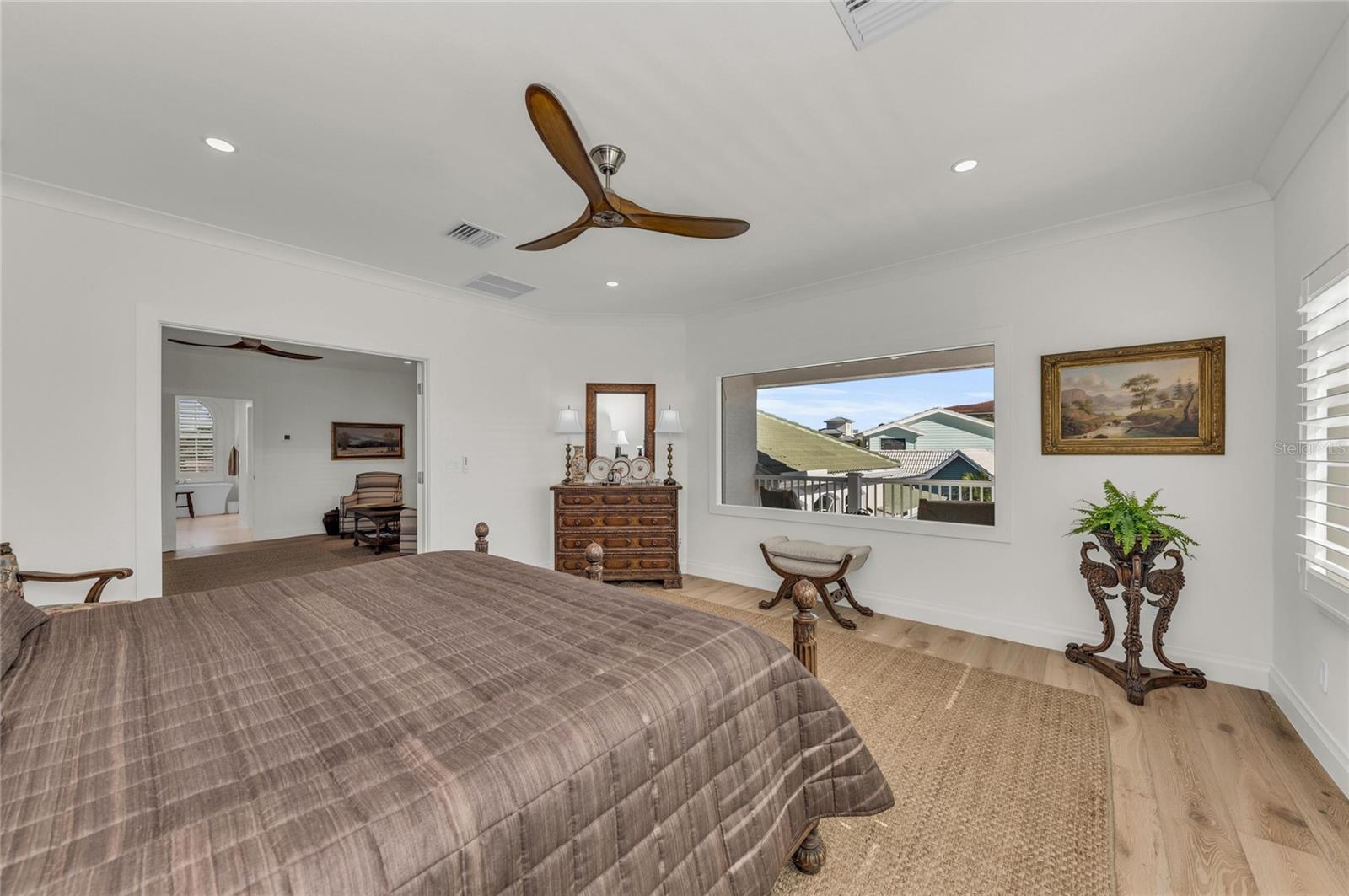 Image 32 of 79 For 548 Halyard Lane