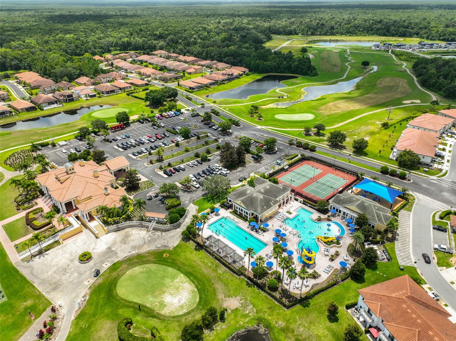 Image 34 of 34 For 2088 Sherbrook Avenue