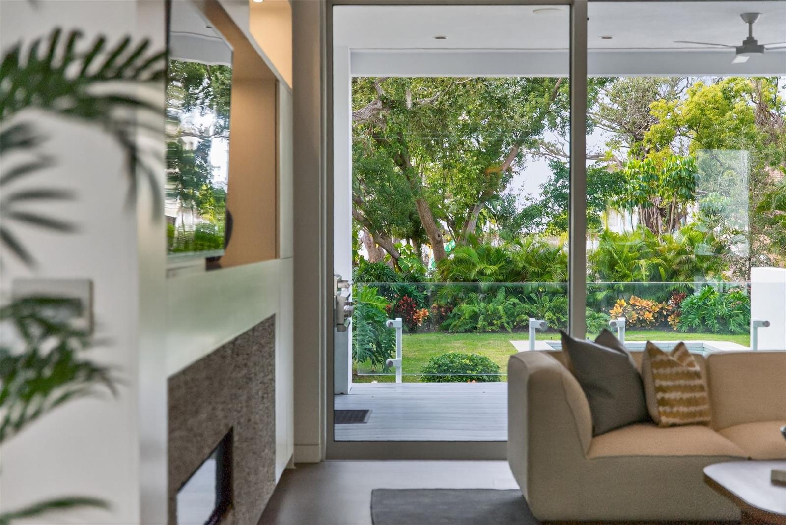 Image 11 of 64 For 1617 Palmetto Lane