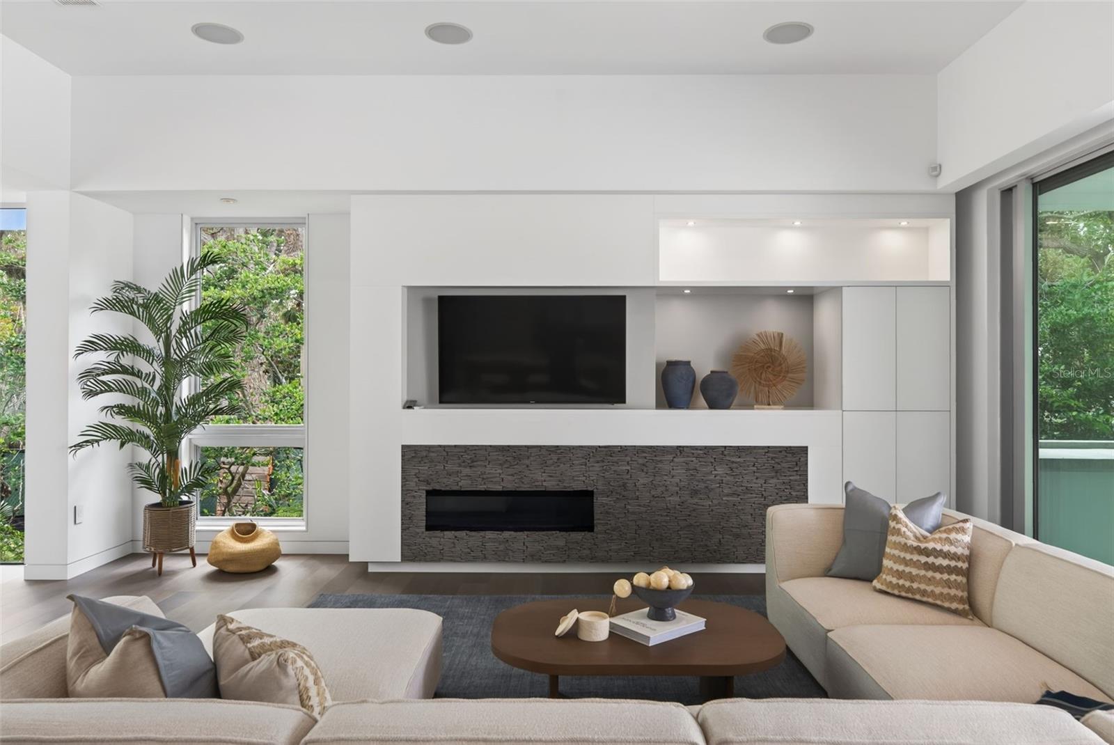 Image 15 of 64 For 1617 Palmetto Lane