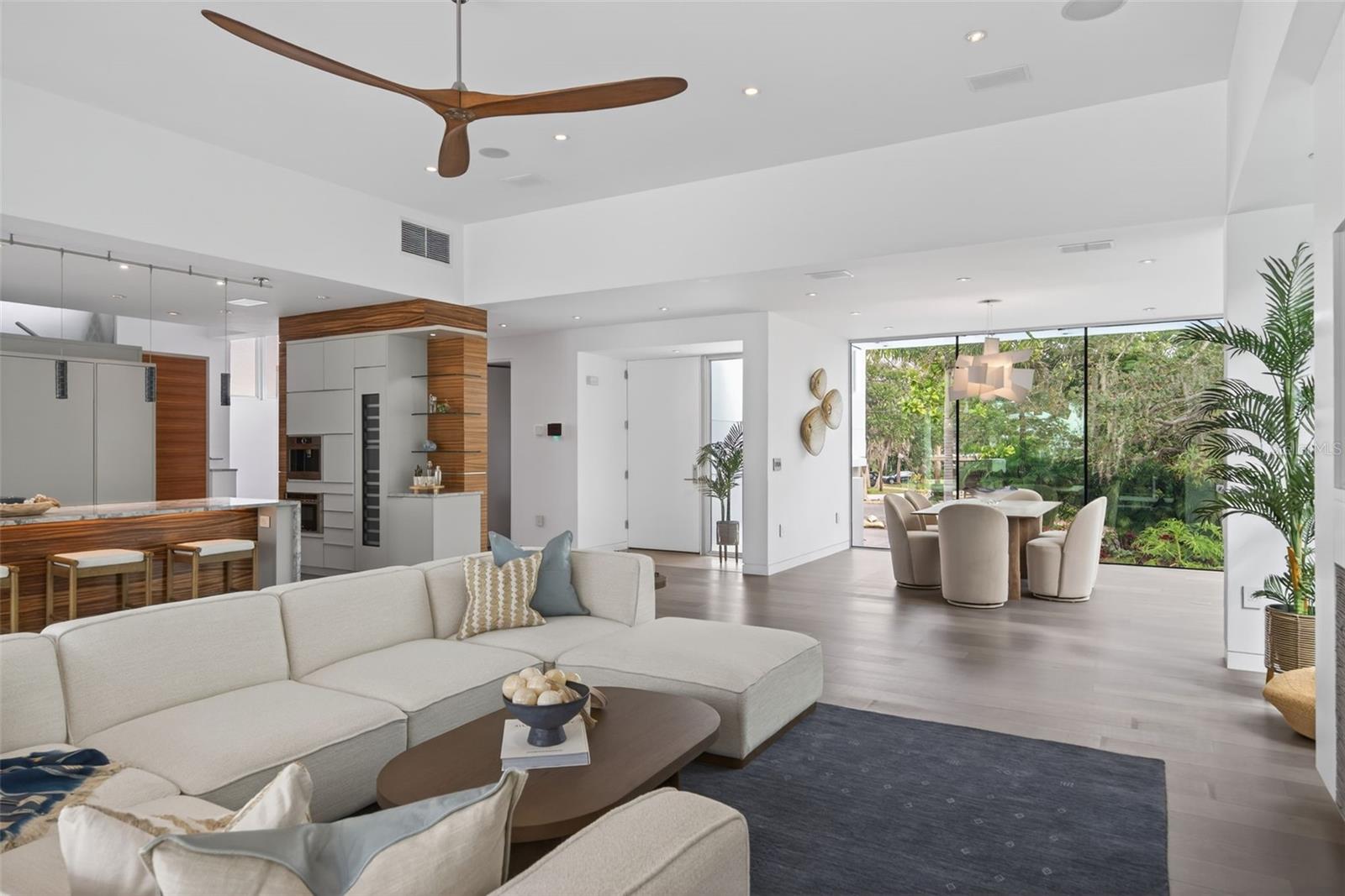 Image 17 of 64 For 1617 Palmetto Lane