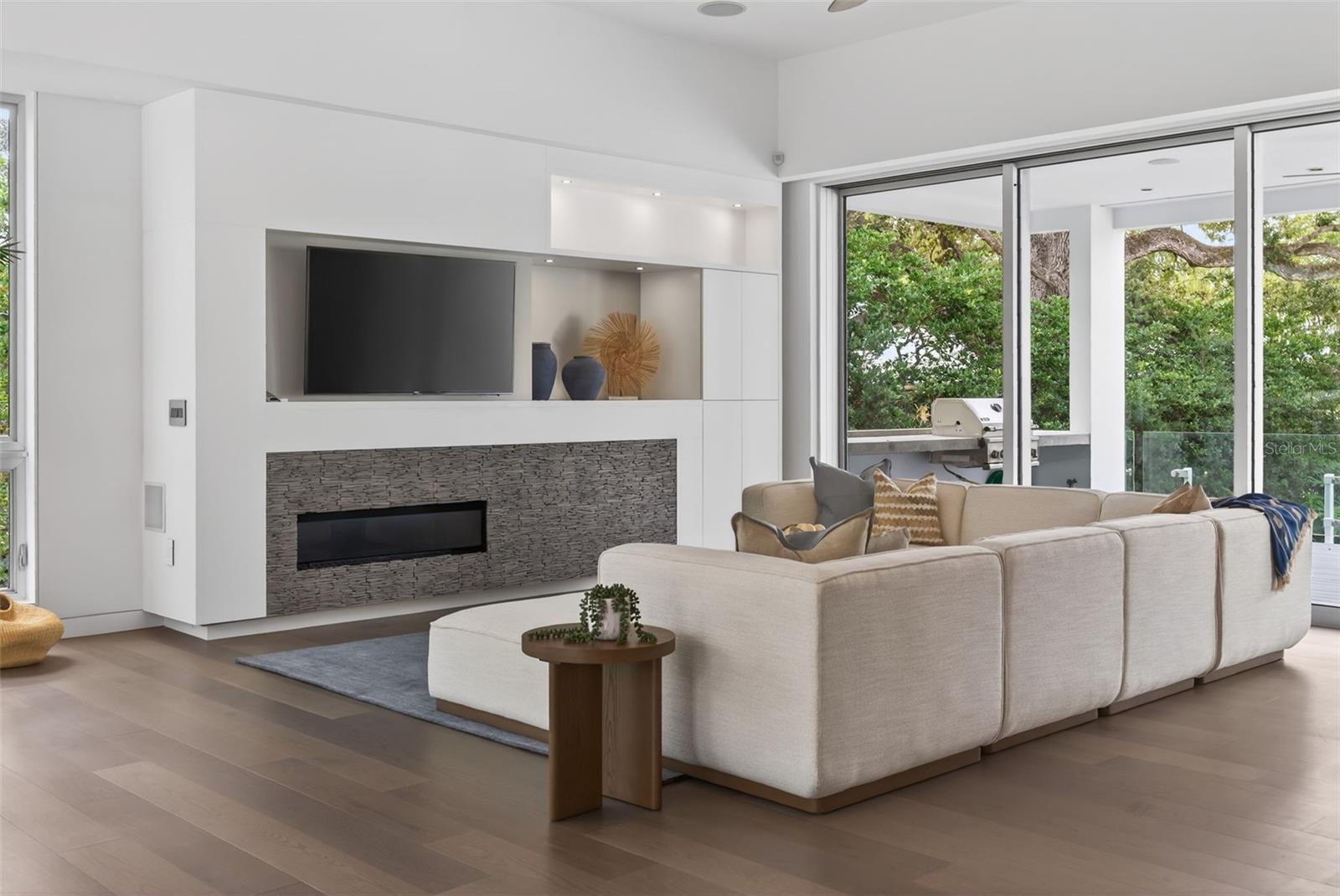 Image 21 of 64 For 1617 Palmetto Lane