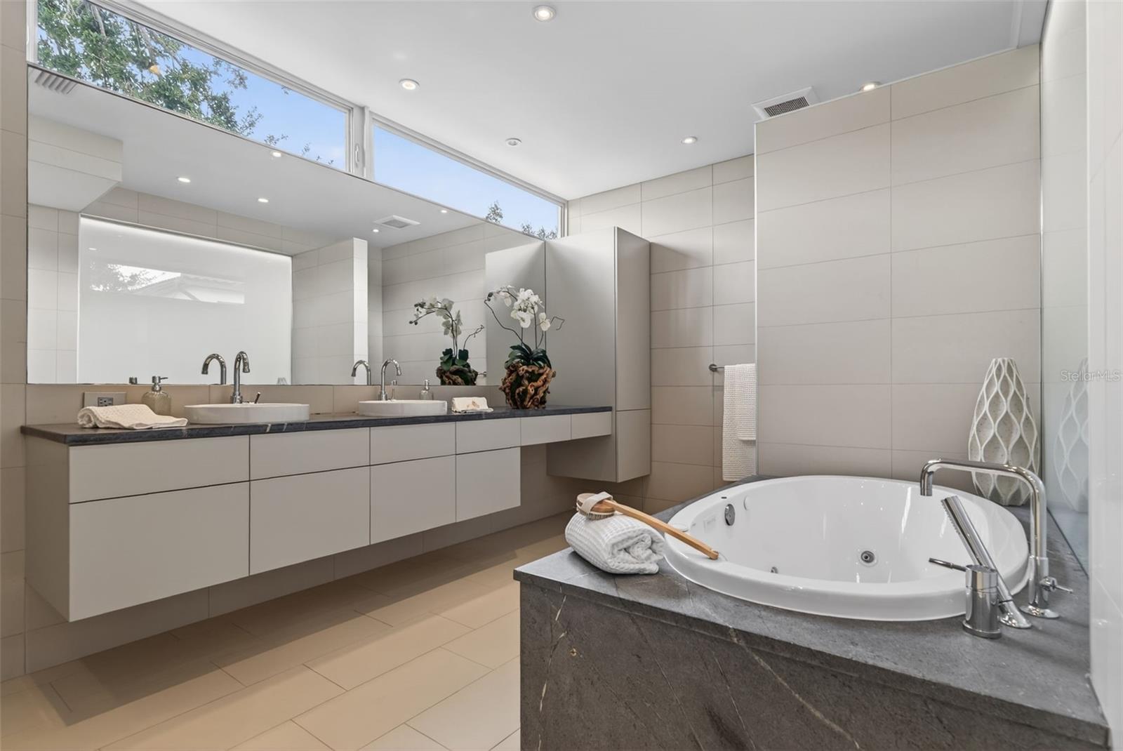 Image 31 of 64 For 1617 Palmetto Lane