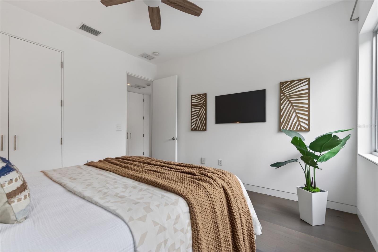 Image 42 of 64 For 1617 Palmetto Lane