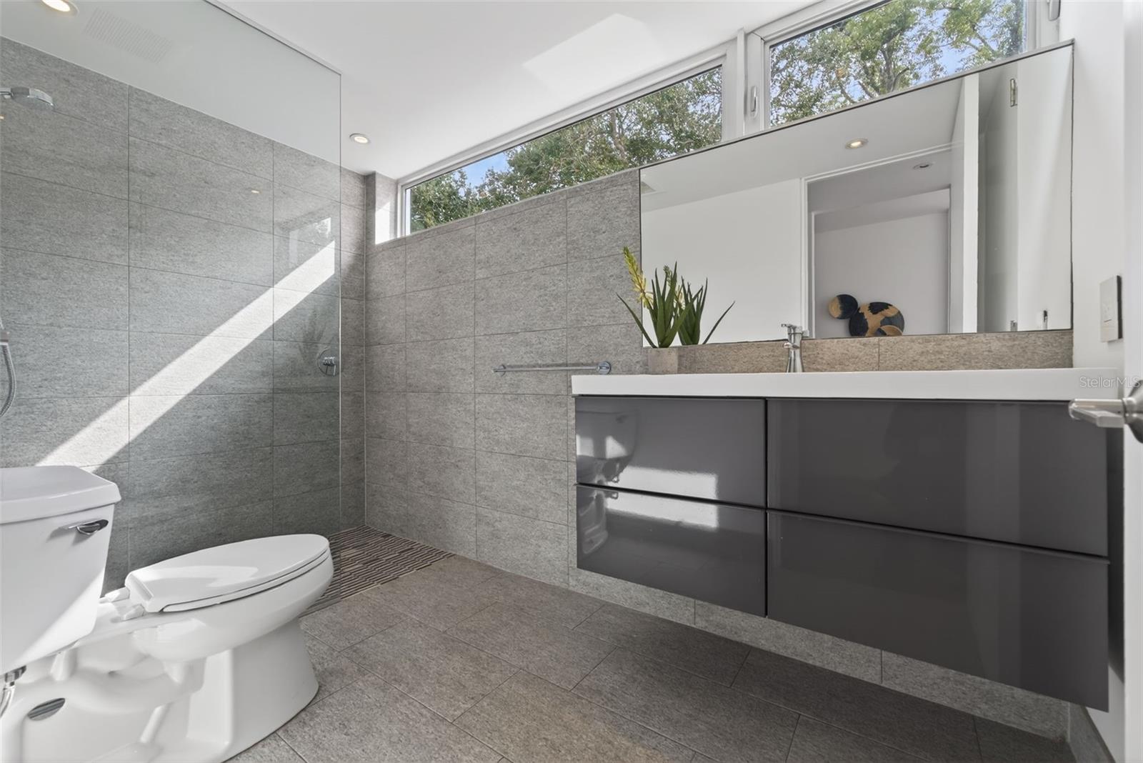 Image 47 of 64 For 1617 Palmetto Lane