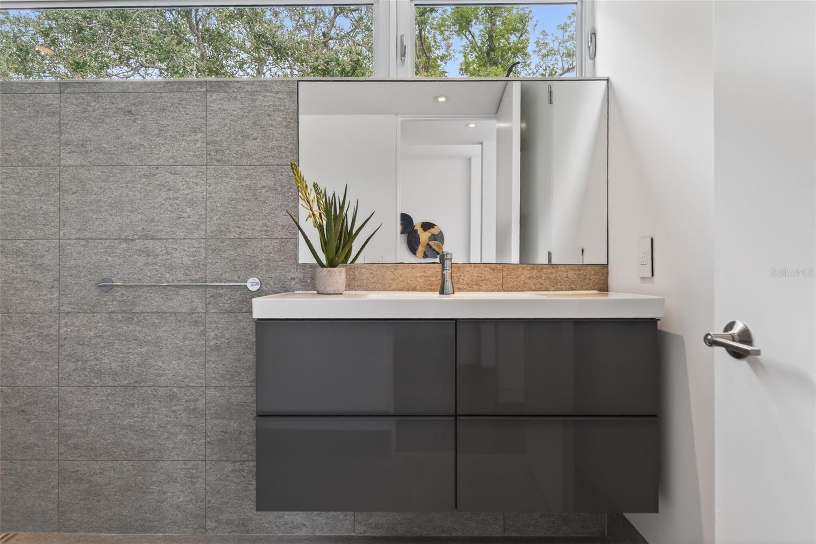 Image 49 of 64 For 1617 Palmetto Lane