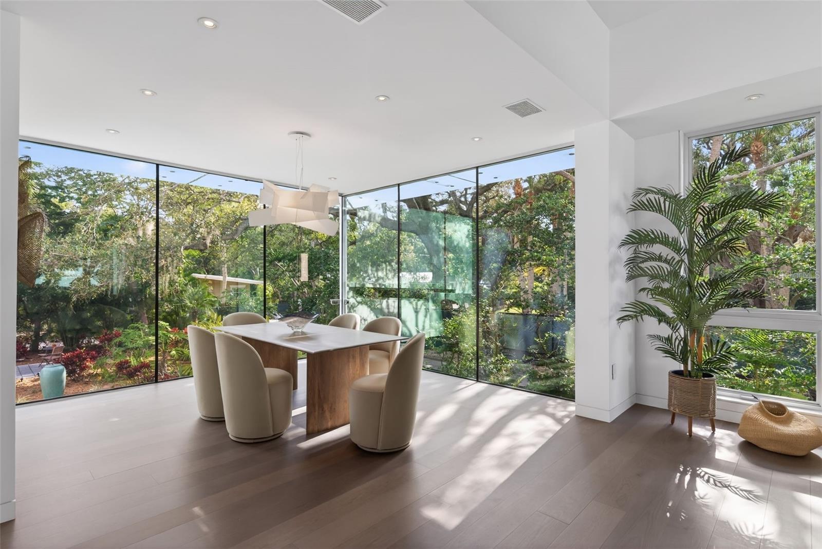 Image 9 of 64 For 1617 Palmetto Lane