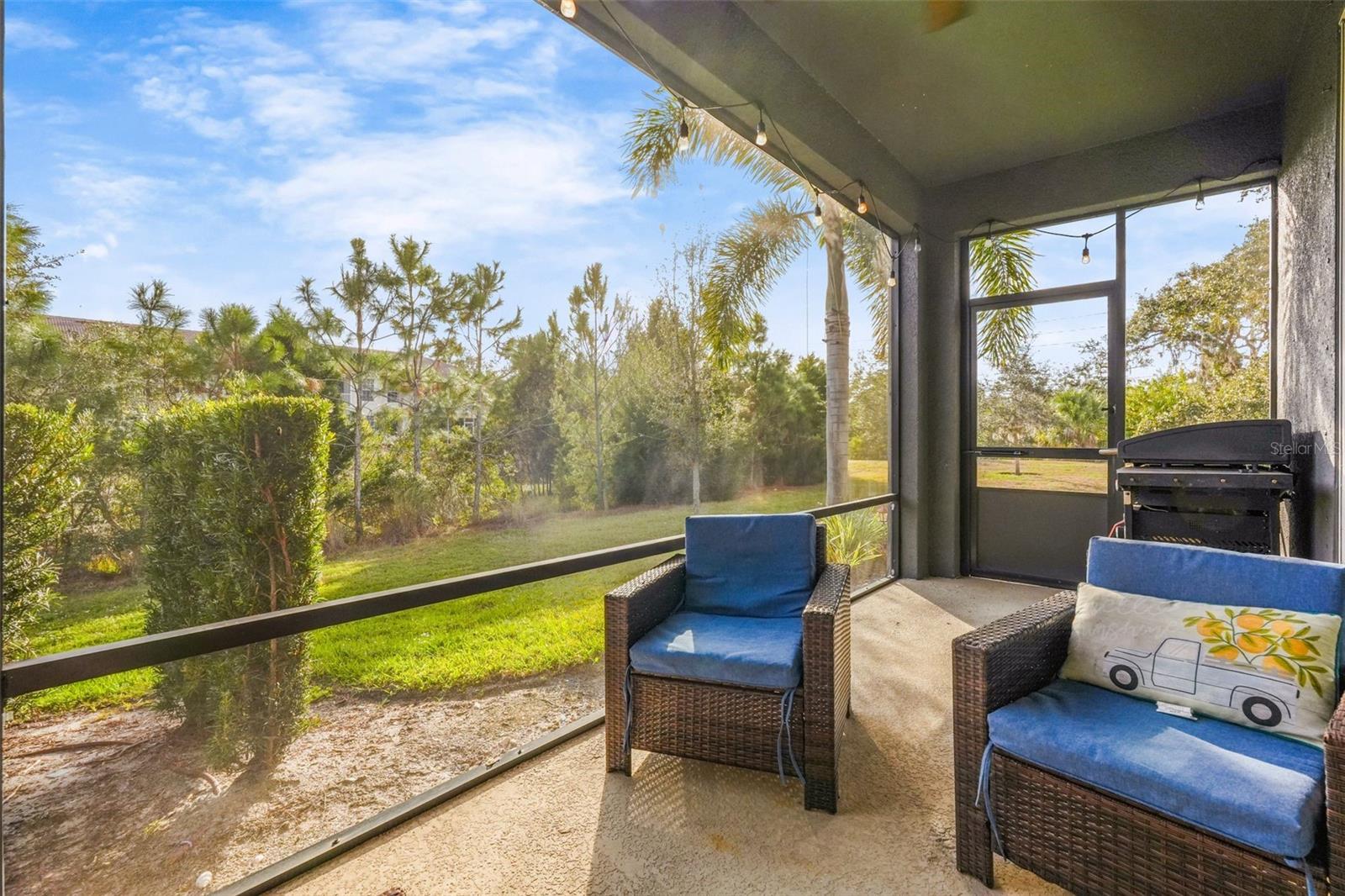 Image 17 of 37 For 8701 Daydream Street