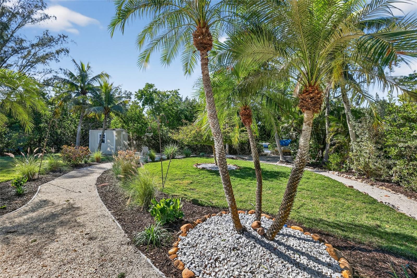 Image 19 of 39 For 6851 Longboat Drive S