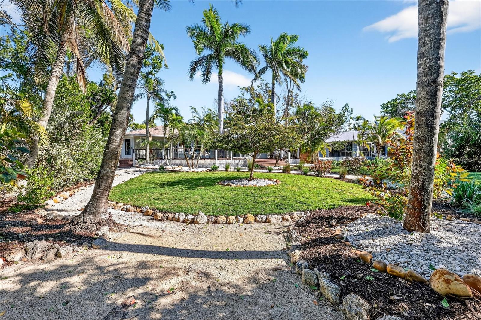 Image 22 of 39 For 6851 Longboat Drive S