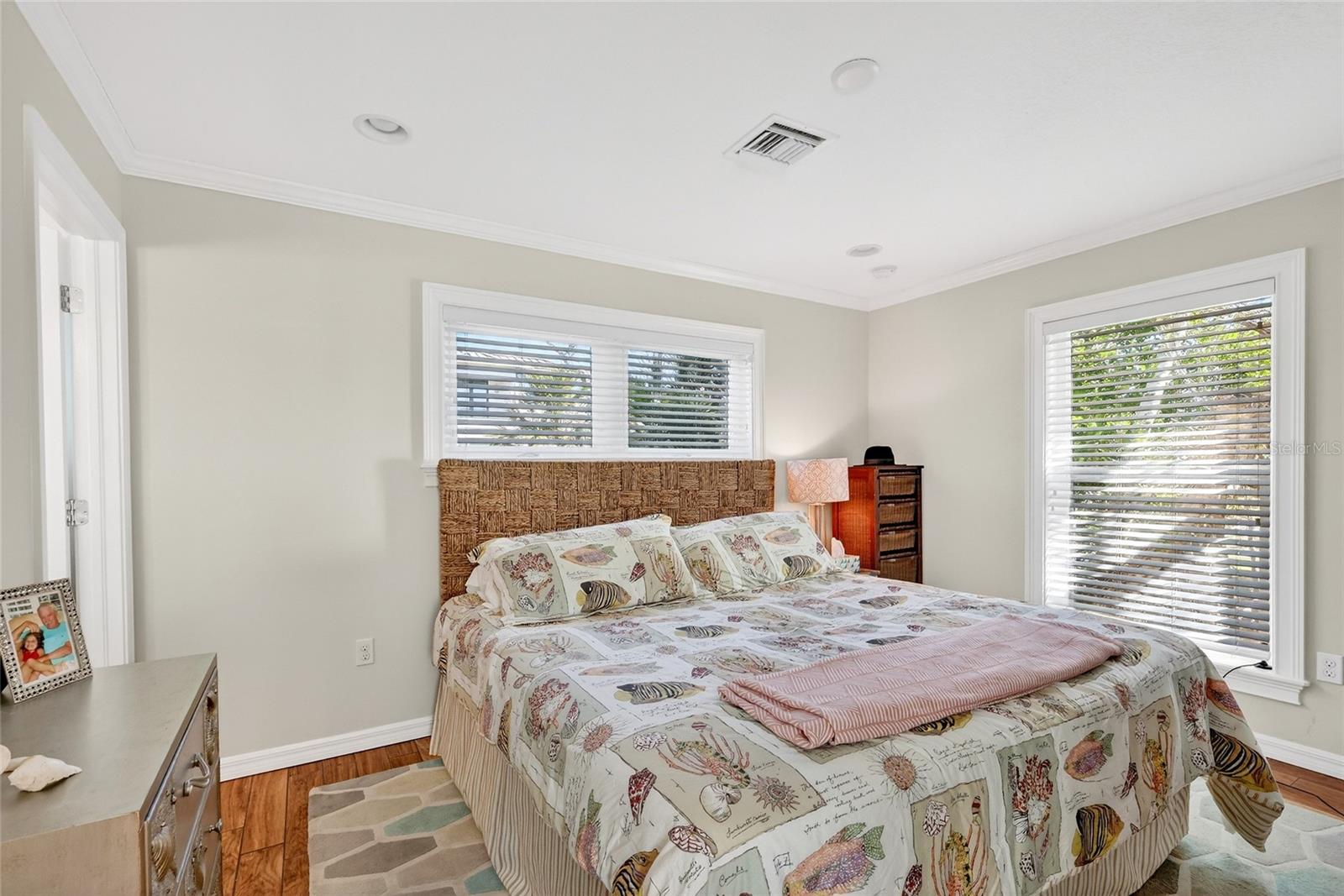 Image 30 of 39 For 6851 Longboat Drive S