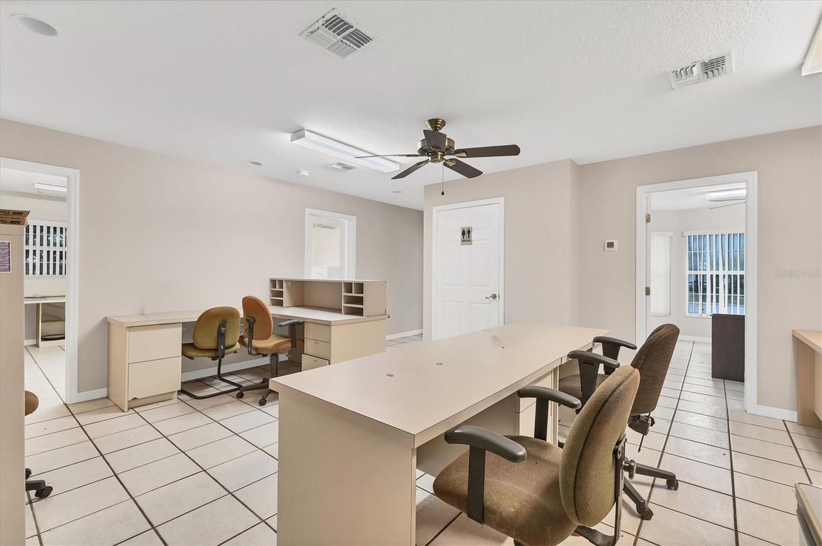 Image 13 of 38 For 37220 Glenwood Avenue