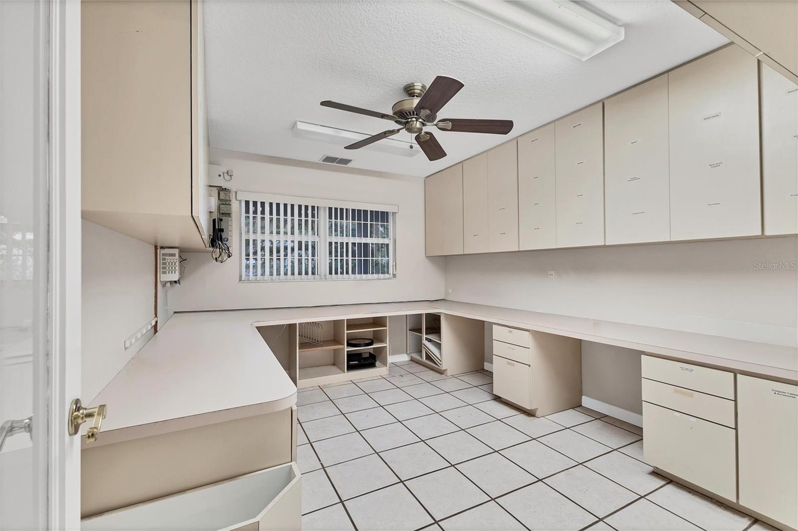 Image 16 of 38 For 37220 Glenwood Avenue