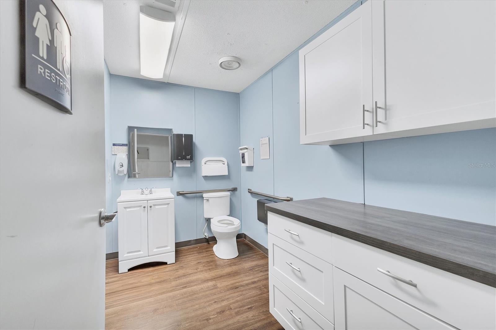 Image 30 of 38 For 37220 Glenwood Avenue