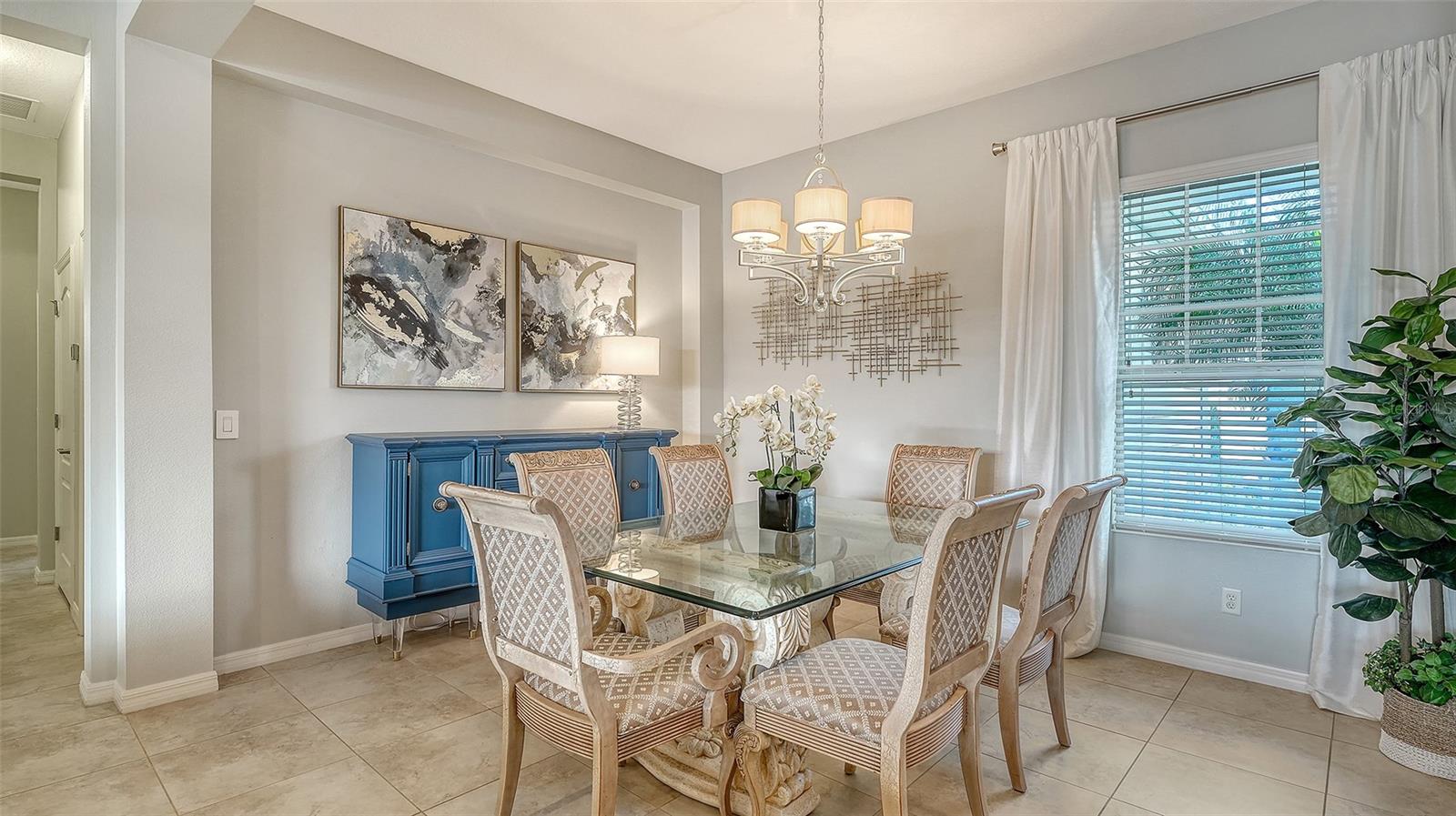 Image 11 of 72 For 12080 Longview Lake Circle