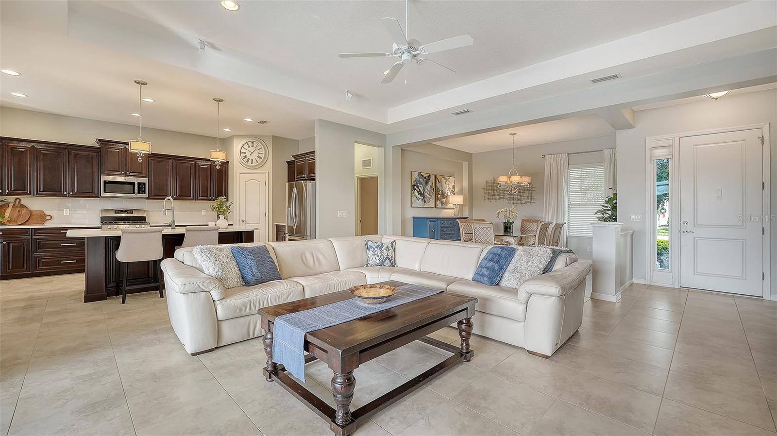 Image 13 of 72 For 12080 Longview Lake Circle