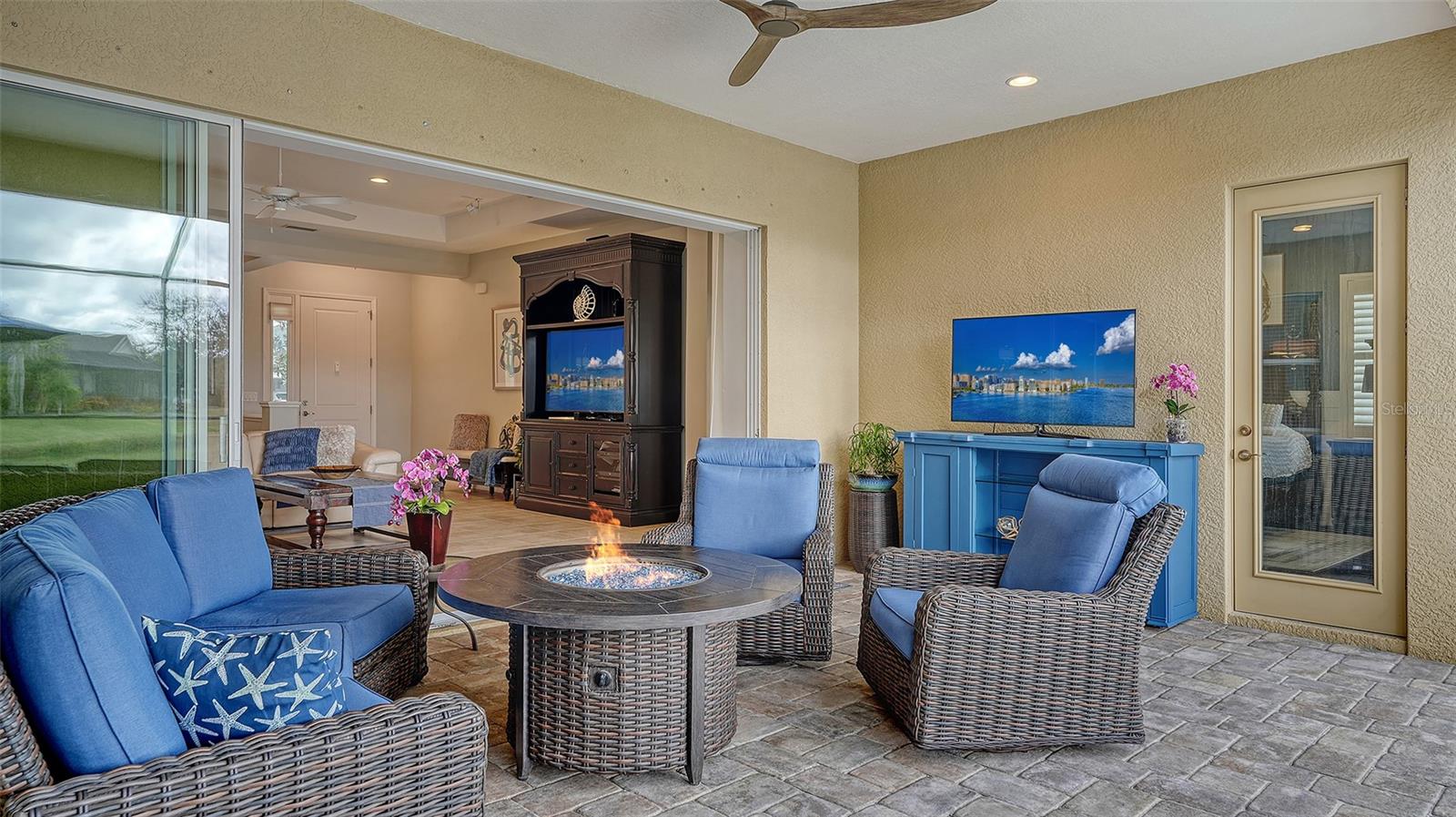 Image 40 of 72 For 12080 Longview Lake Circle