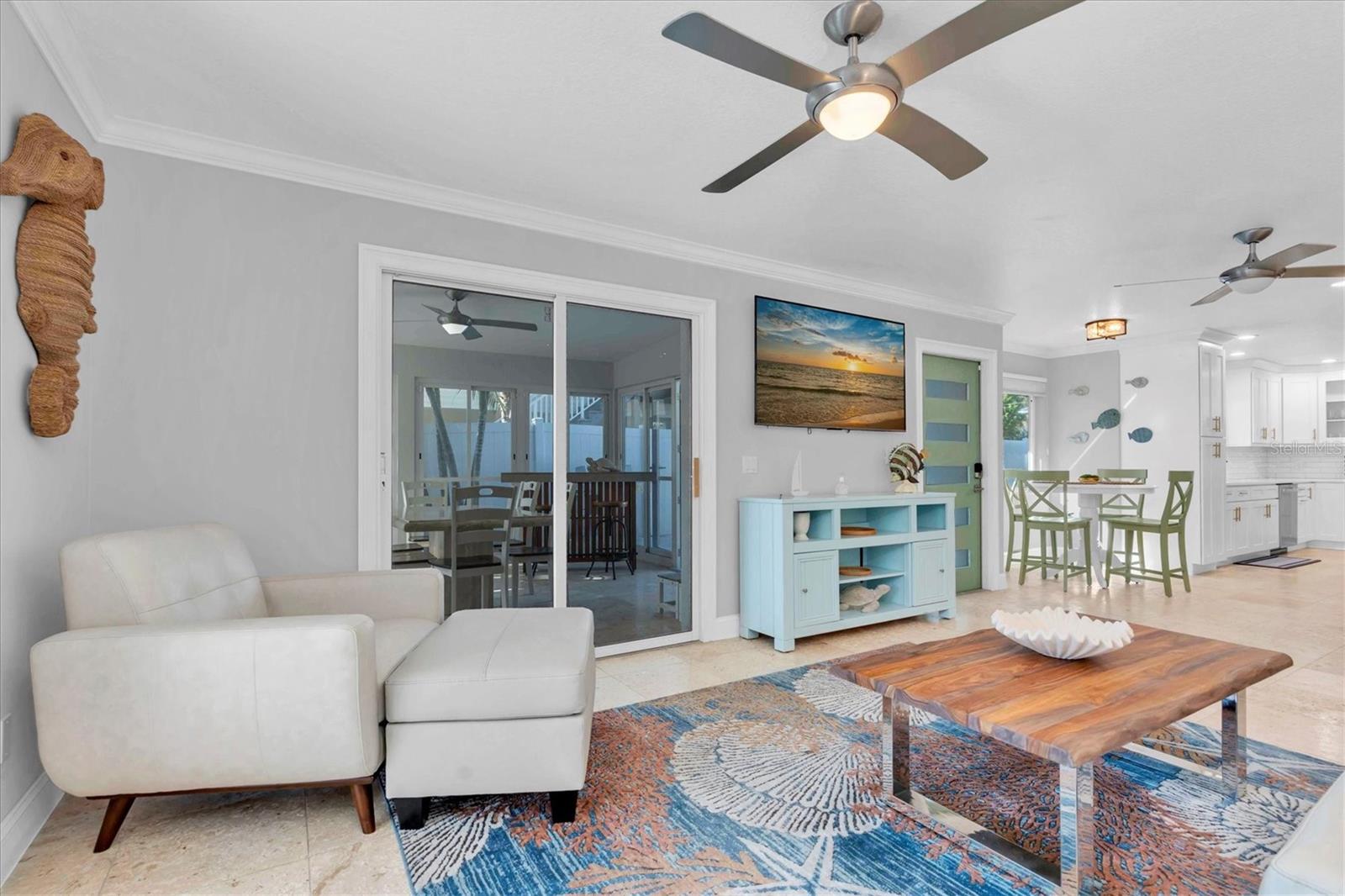 Image 10 of 45 For 519 South Drive