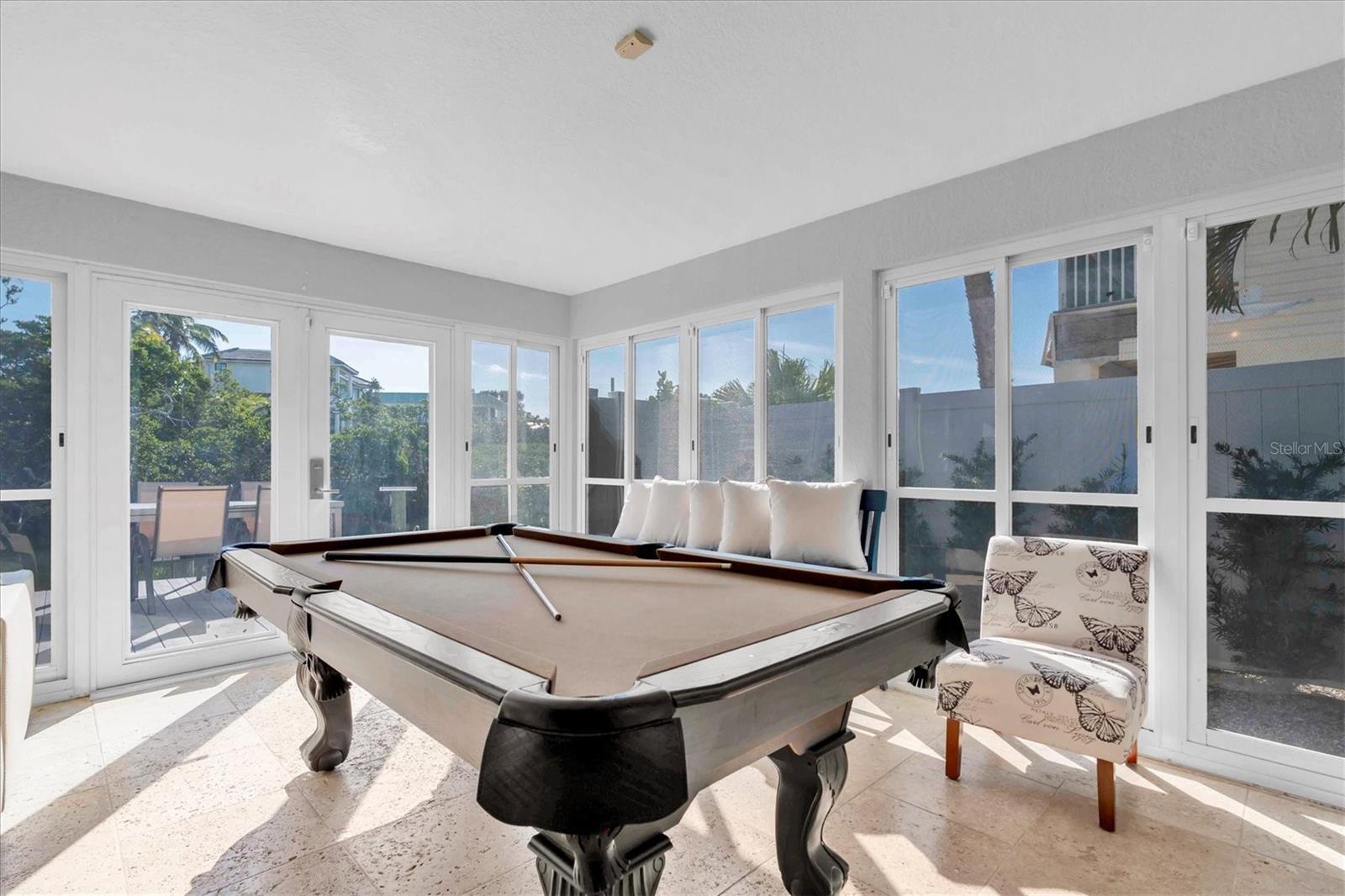 Image 16 of 45 For 519 South Drive