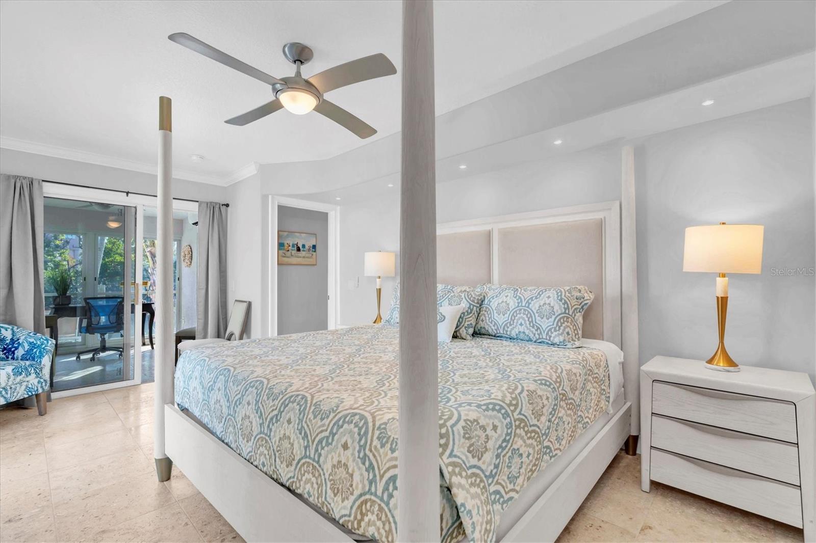 Image 19 of 45 For 519 South Drive