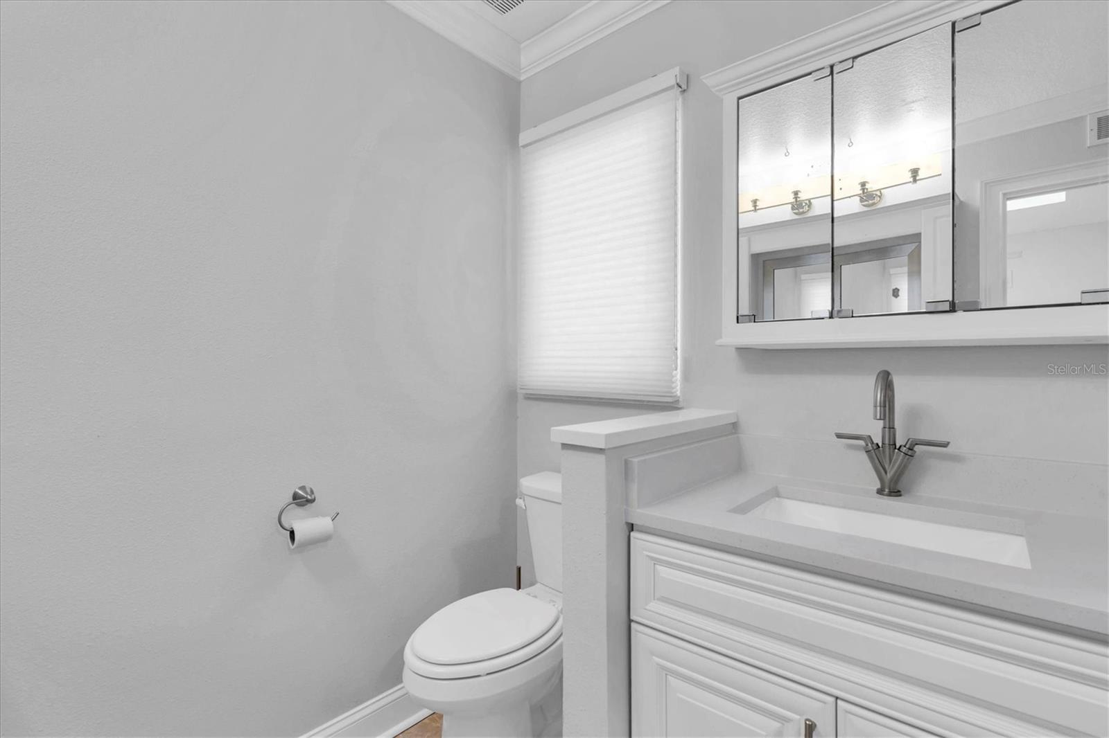 Image 21 of 45 For 519 South Drive