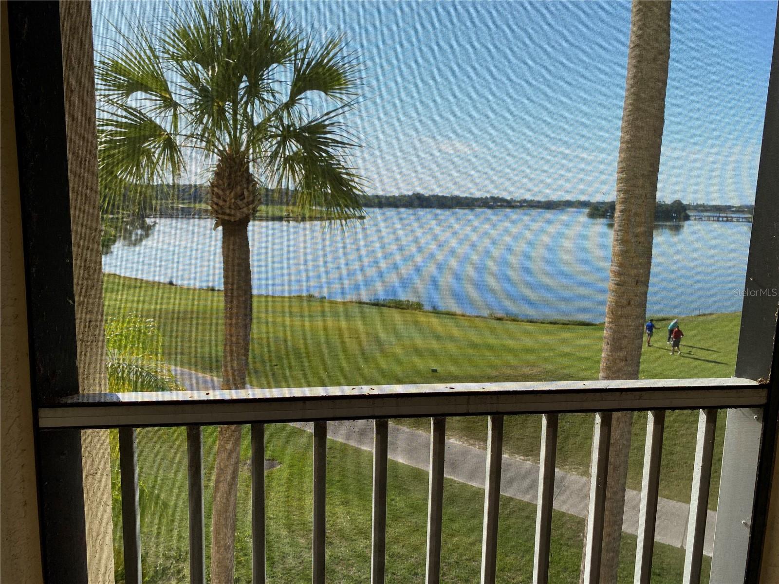 Image 35 of 66 For 6360 Watercrest Way 302