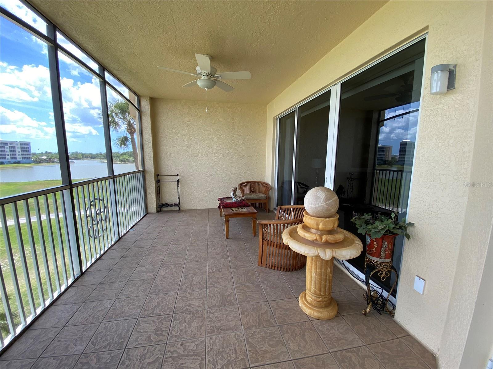 Image 39 of 66 For 6360 Watercrest Way 302