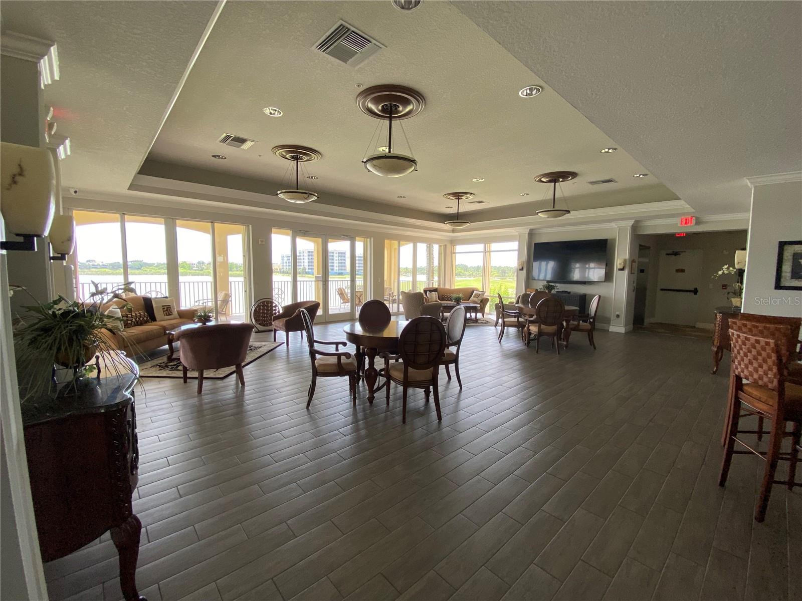 Image 50 of 66 For 6360 Watercrest Way 302