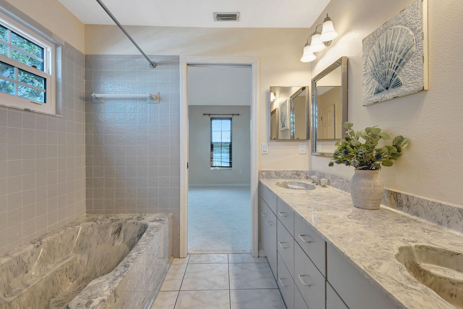 Image 47 of 72 For 4406 17th Street W