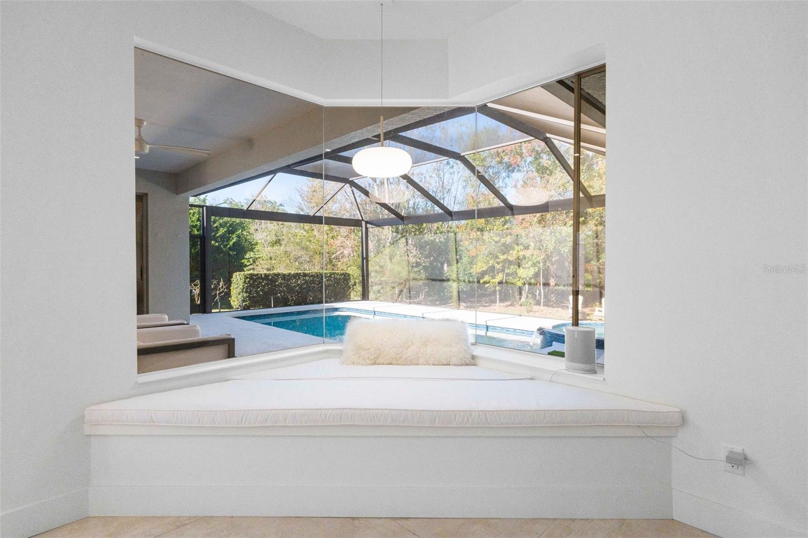 Image 32 of 45 For 6669 Windjammer Place