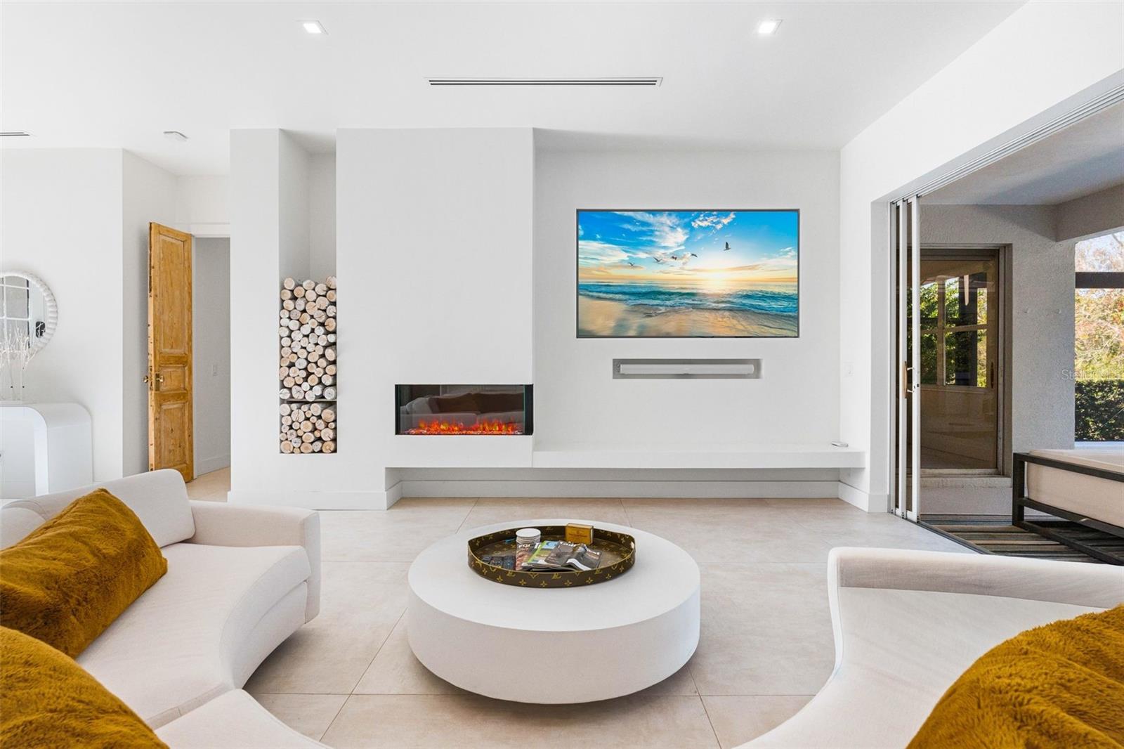 Image 6 of 45 For 6669 Windjammer Place