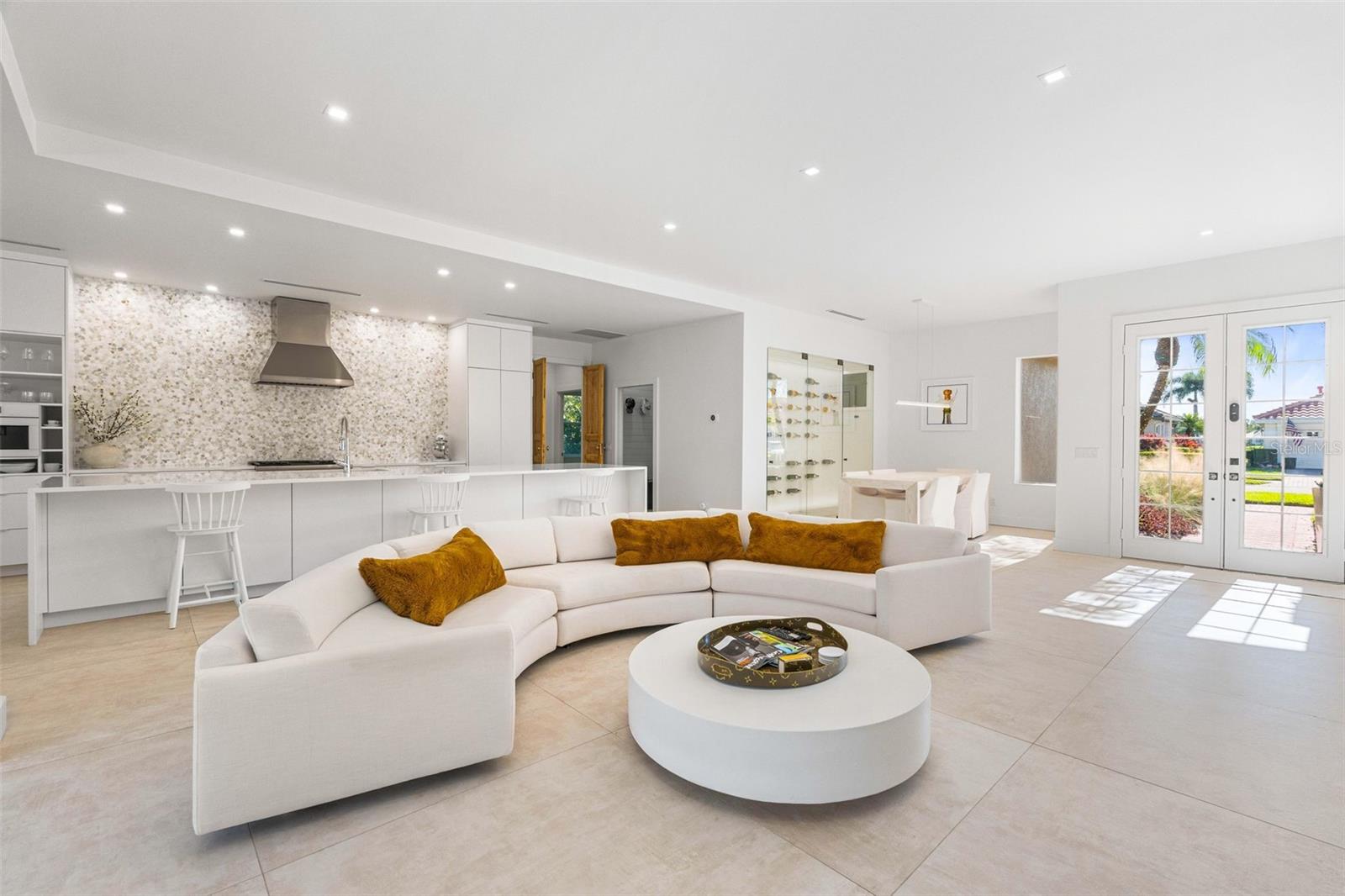 Image 9 of 45 For 6669 Windjammer Place