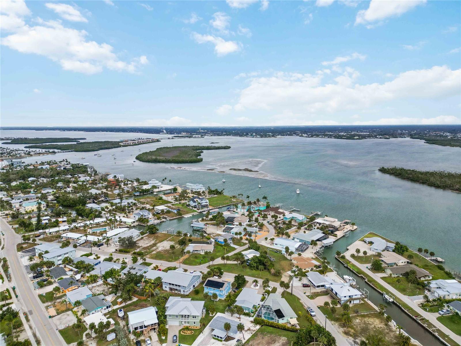 Image 10 of 17 For 1120 Shore View Drive D