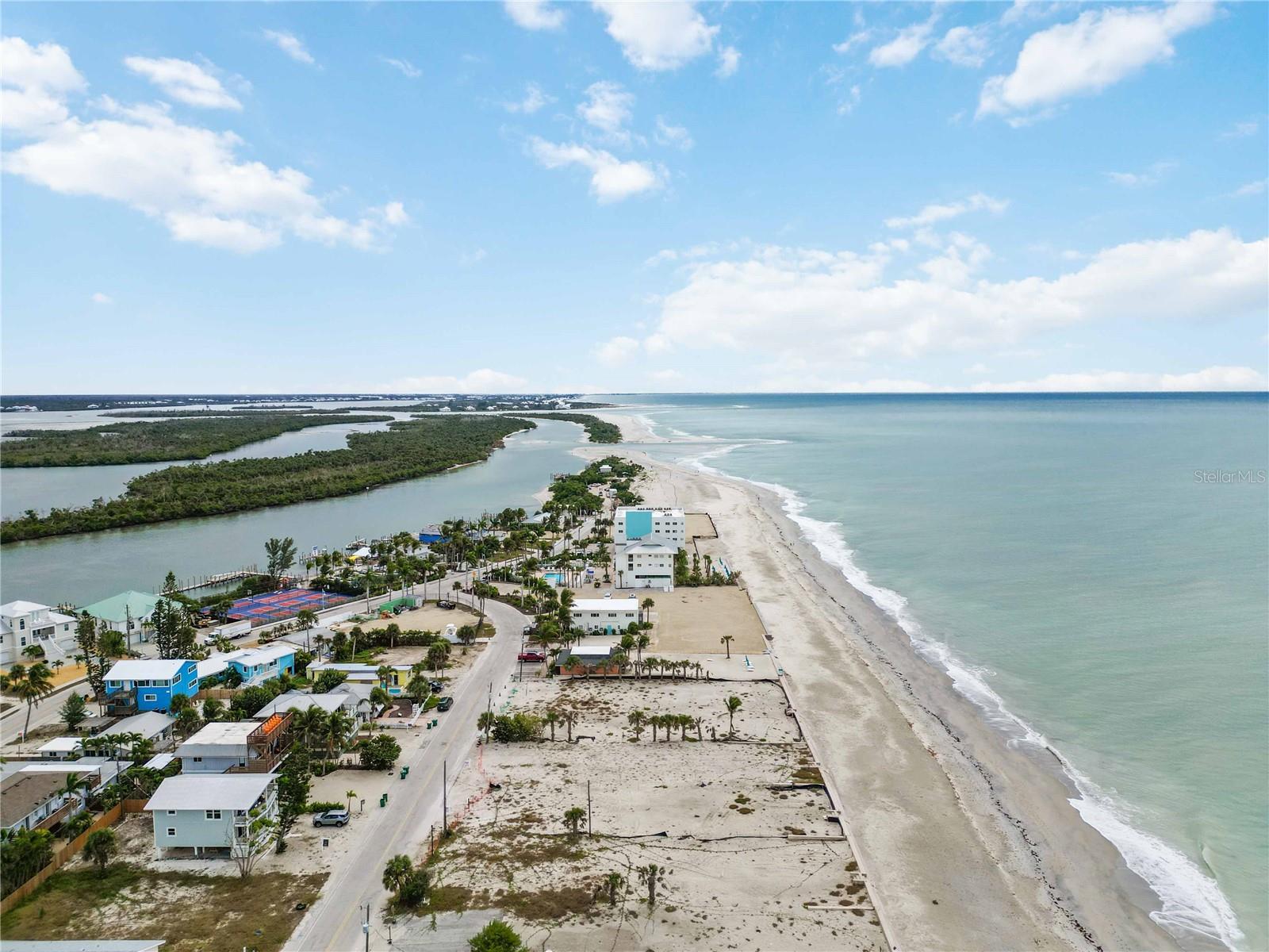 Image 11 of 17 For 1120 Shore View Drive D