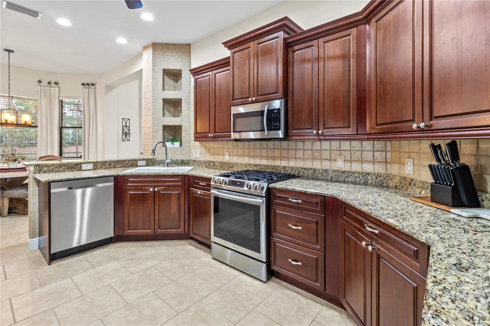 Image 11 of 40 For 7339 Riviera Cove