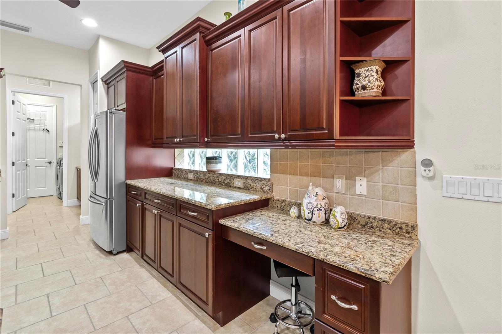 Image 8 of 40 For 7339 Riviera Cove