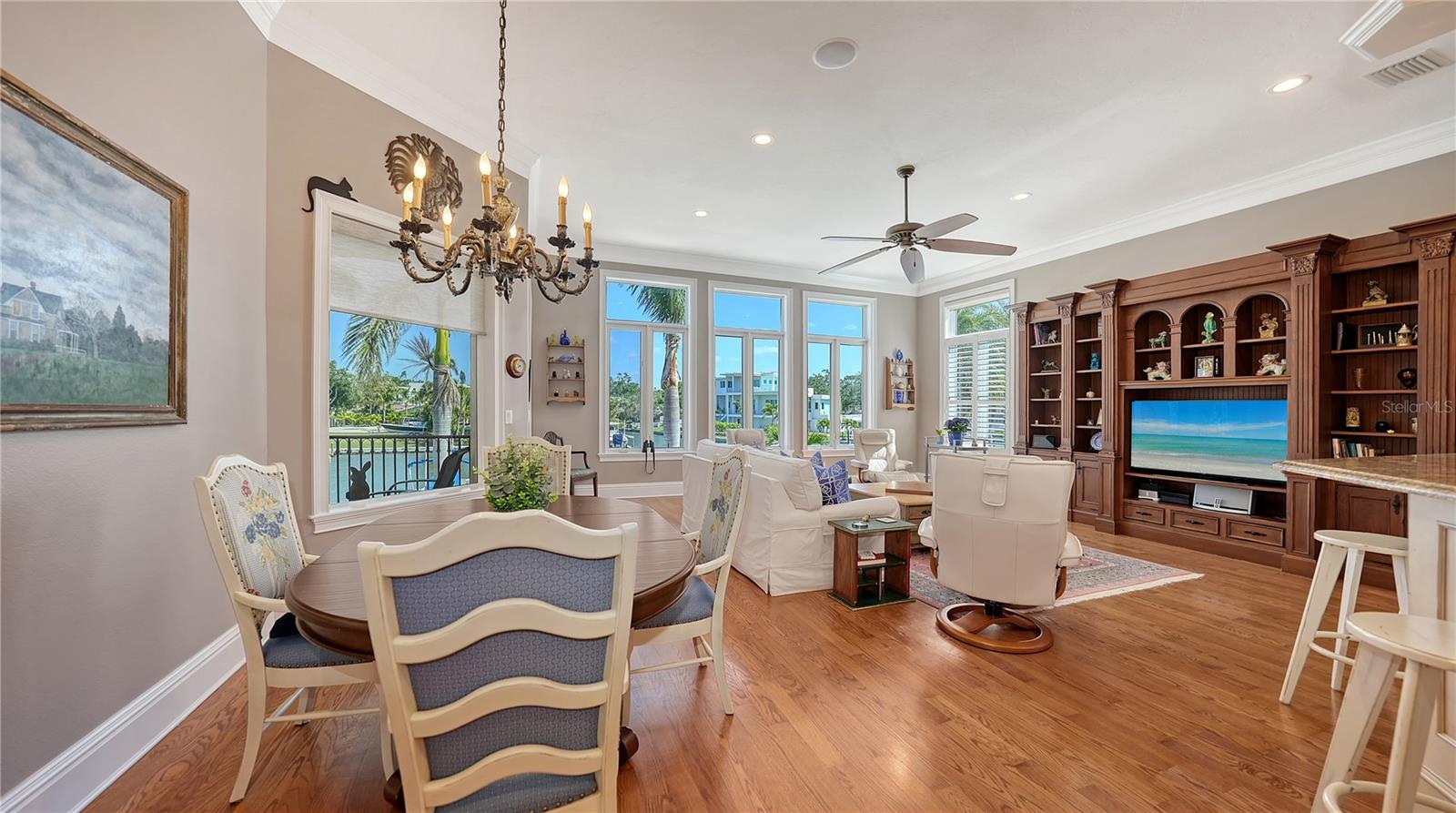 Image 44 of 95 For 975 Whitakers Lane