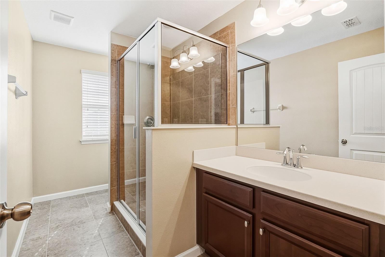 Image 22 of 35 For 11957 Brookside Drive