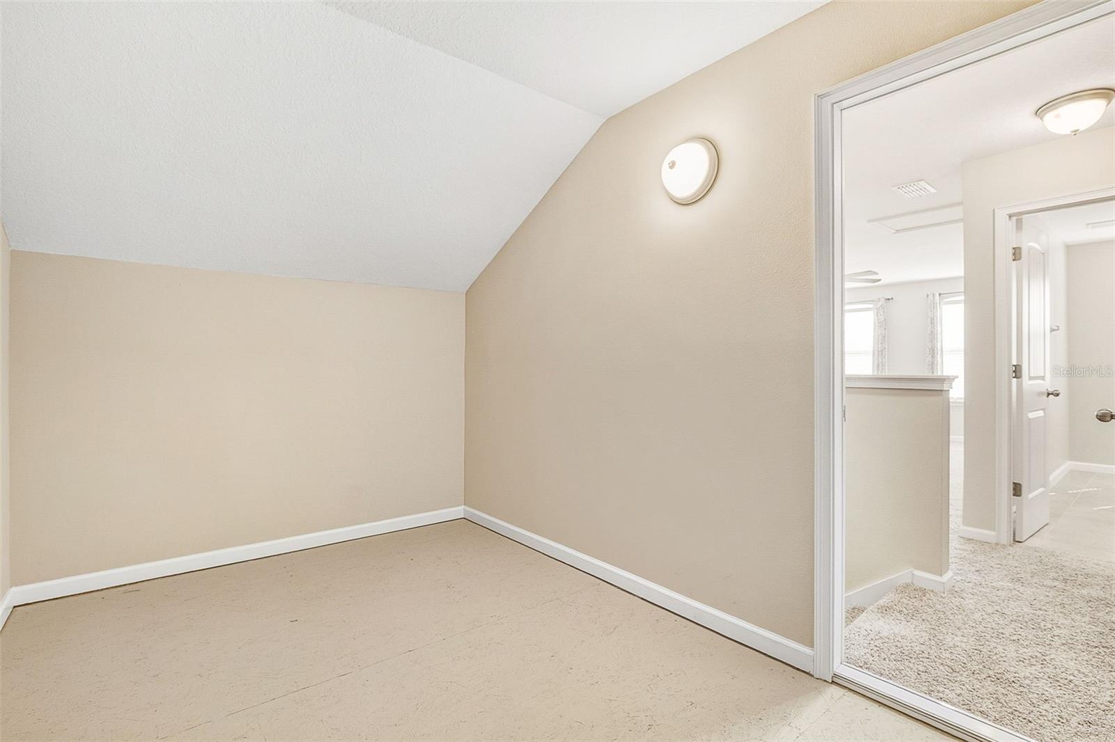 Image 24 of 35 For 11957 Brookside Drive