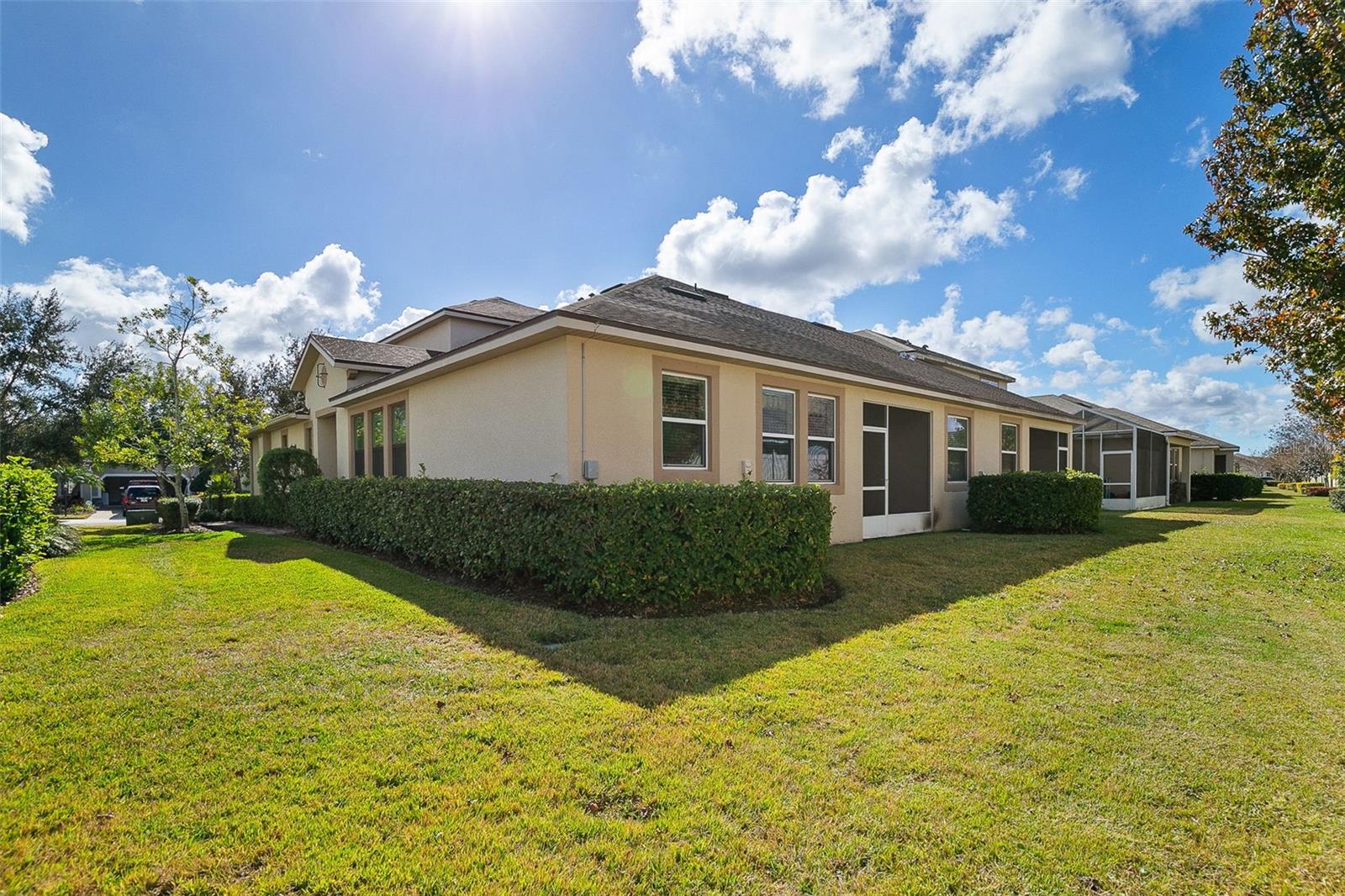 Image 26 of 35 For 11957 Brookside Drive