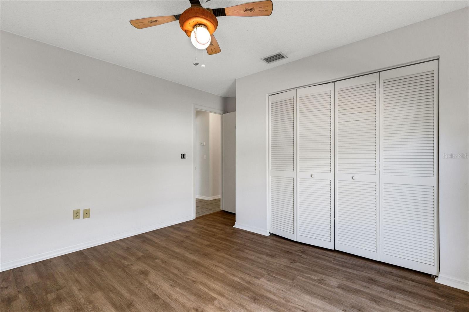 Image 38 of 52 For 5860 Milton Avenue