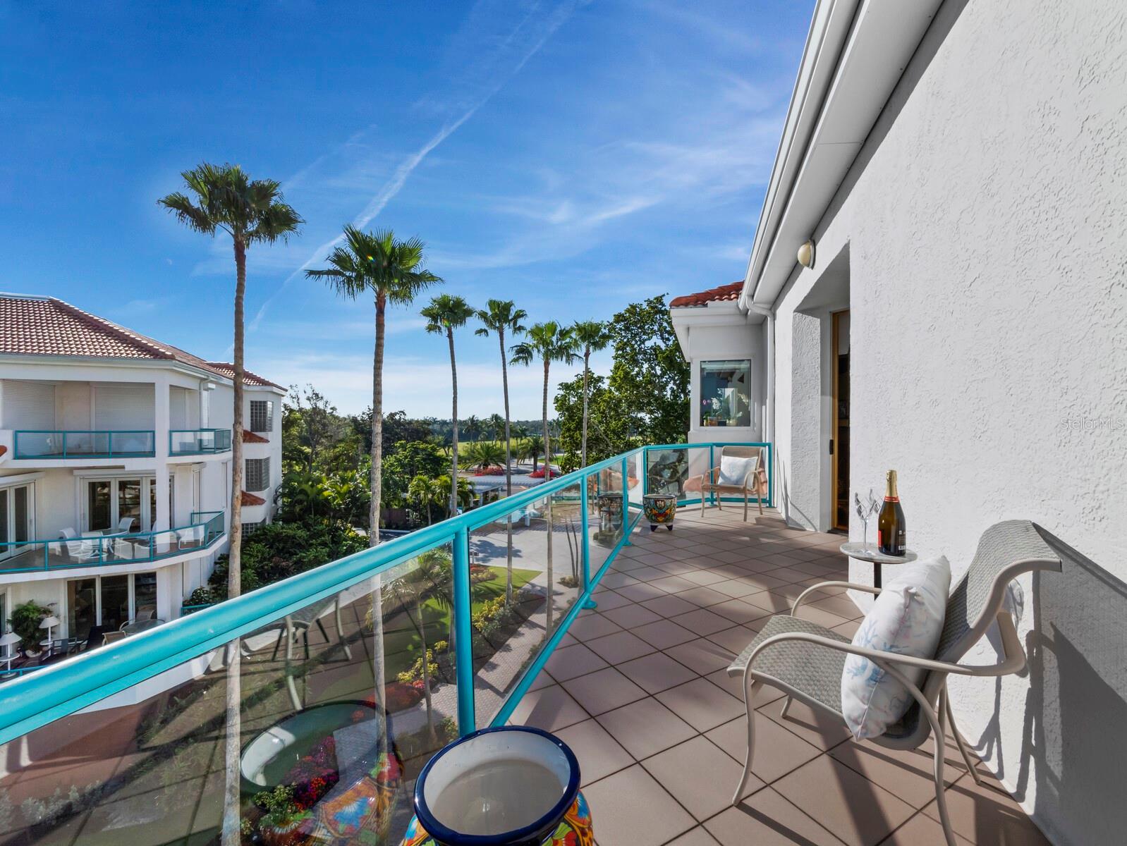 Image 18 of 59 For 360 Gulf Of Mexico Drive 333