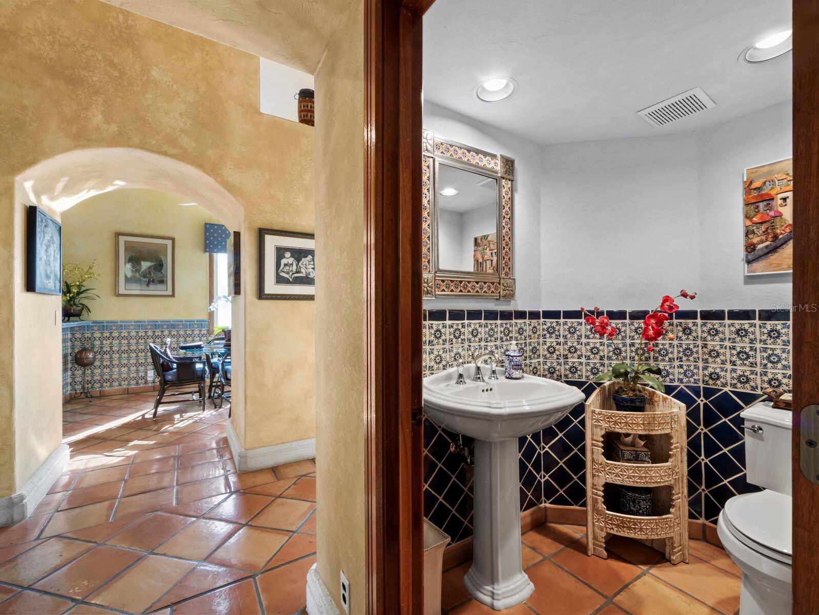 Image 39 of 59 For 360 Gulf Of Mexico Drive 333