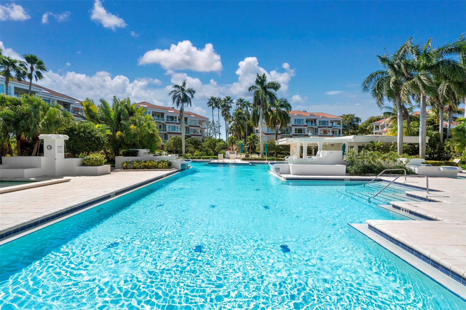 Image 48 of 59 For 360 Gulf Of Mexico Drive 333